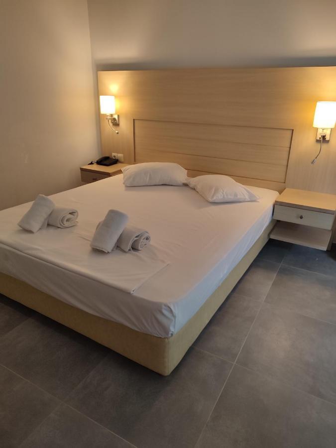 Saint Nicholas Hotel 3*