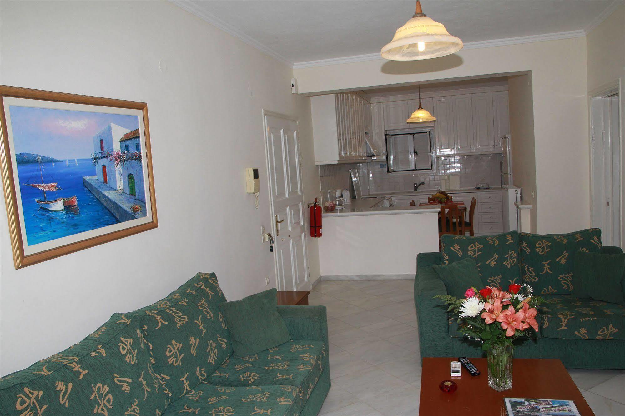 Saint Nicholas Hotel 3*